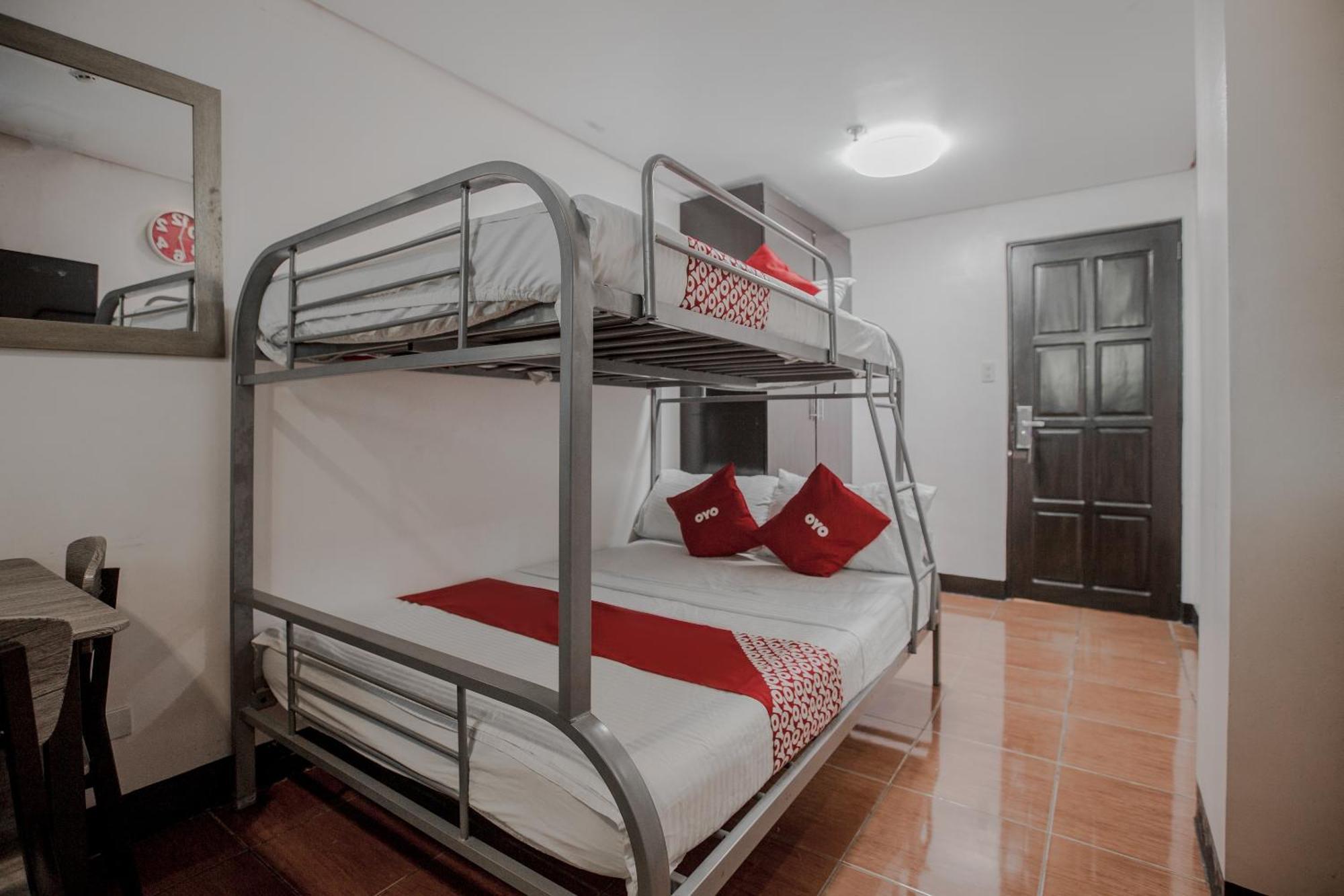 OYO 714 Haeinsa Condotel Cidade Quezon Exterior foto