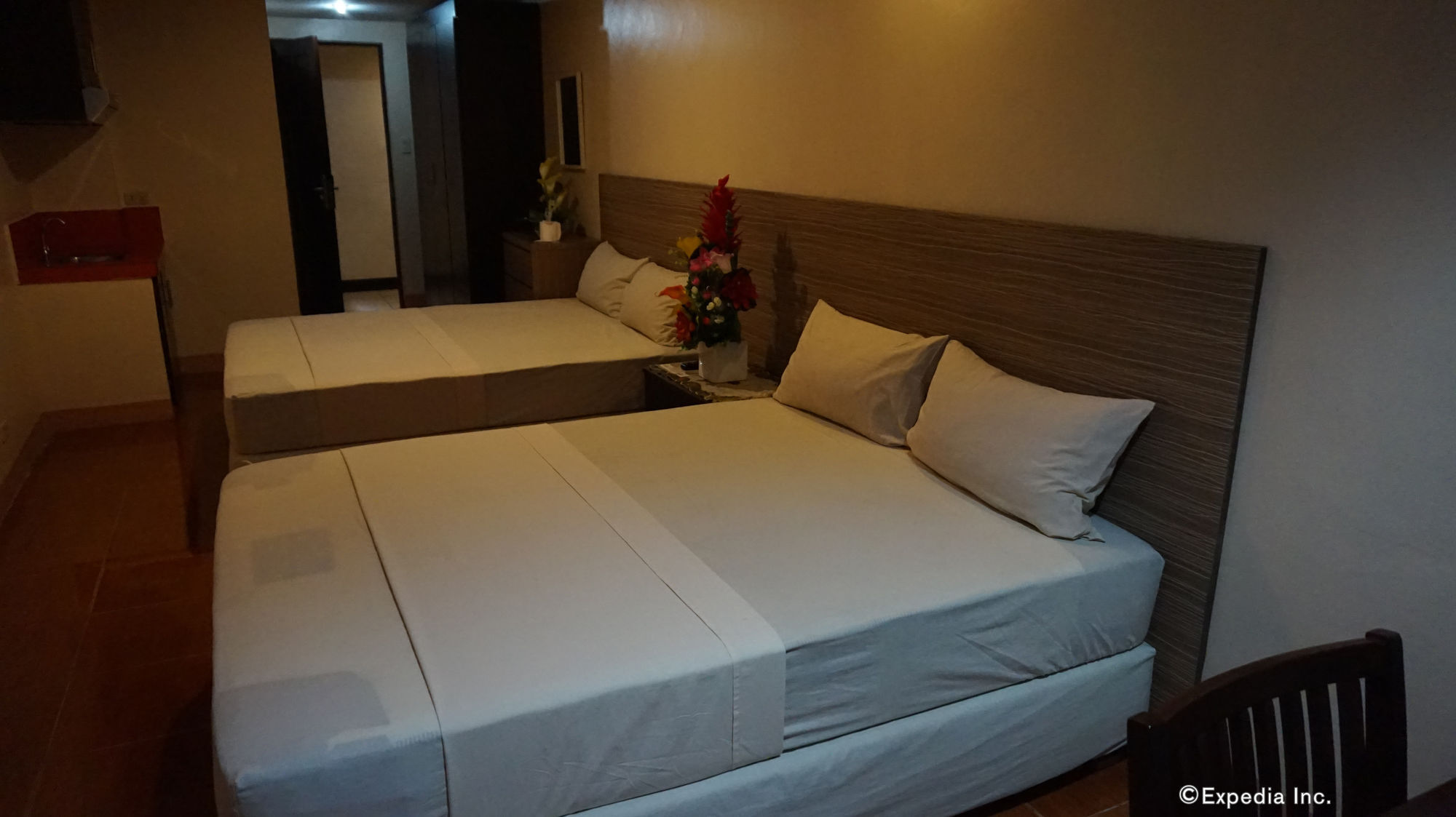 OYO 714 Haeinsa Condotel Cidade Quezon Exterior foto